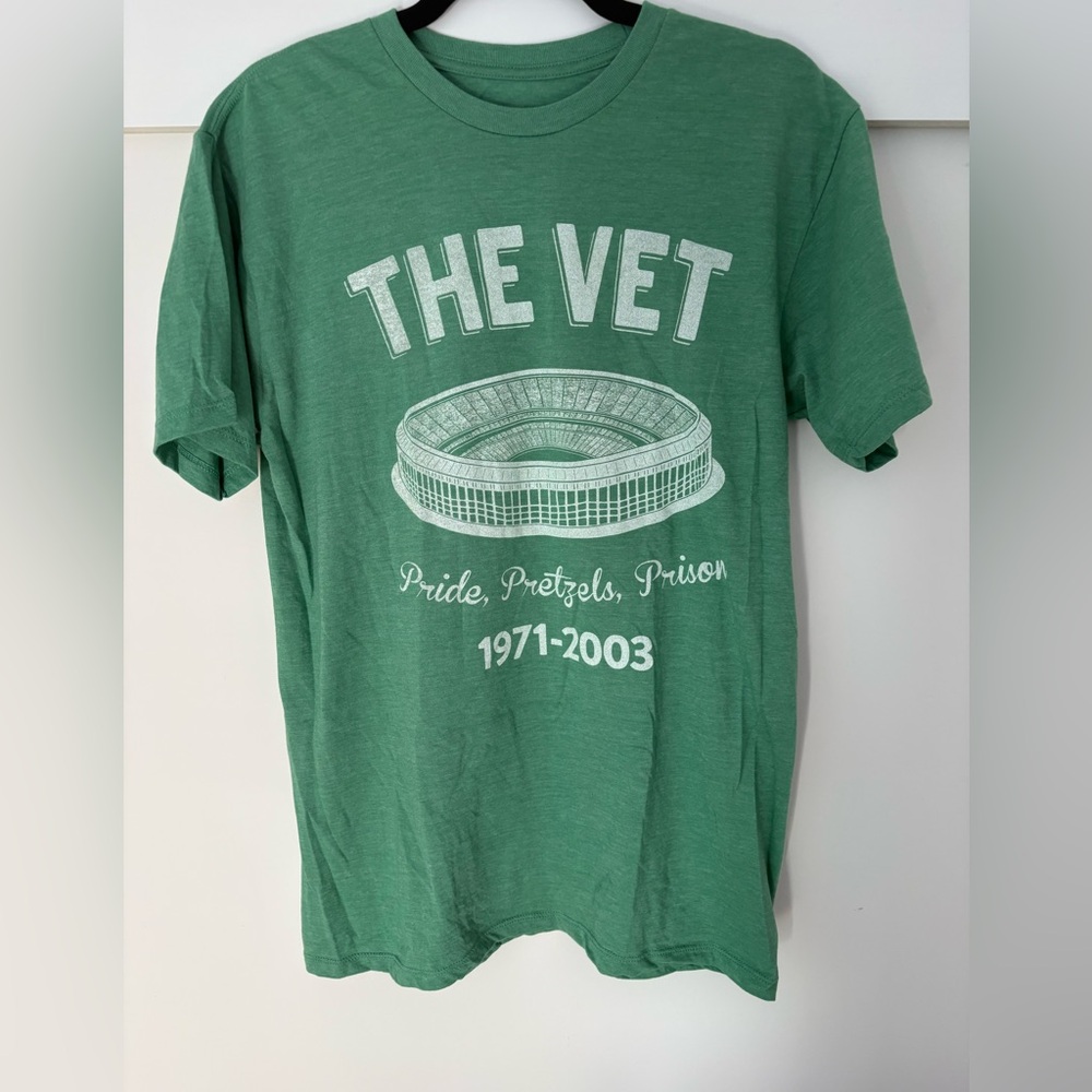 Philadelphia The Vet tee